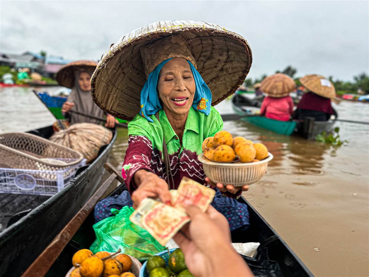 Pasar Terapung Lok Baintan